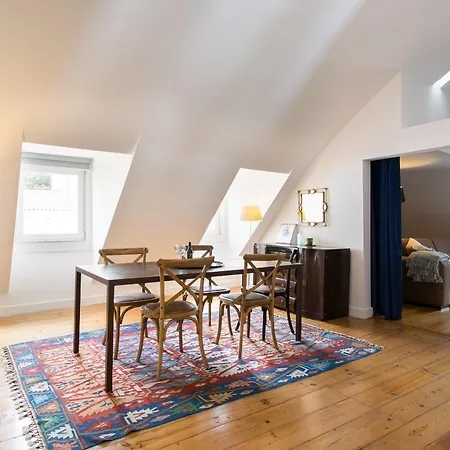 Loft Bairro Alto * Лісабон