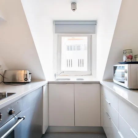 Апартаменти Loft Bairro Alto *