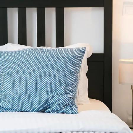 Апартаменти Loft Bairro Alto Лісабон